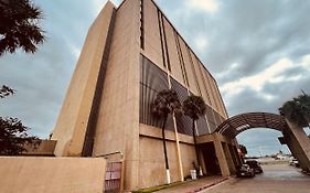 Doubletree By Hilton Laredo